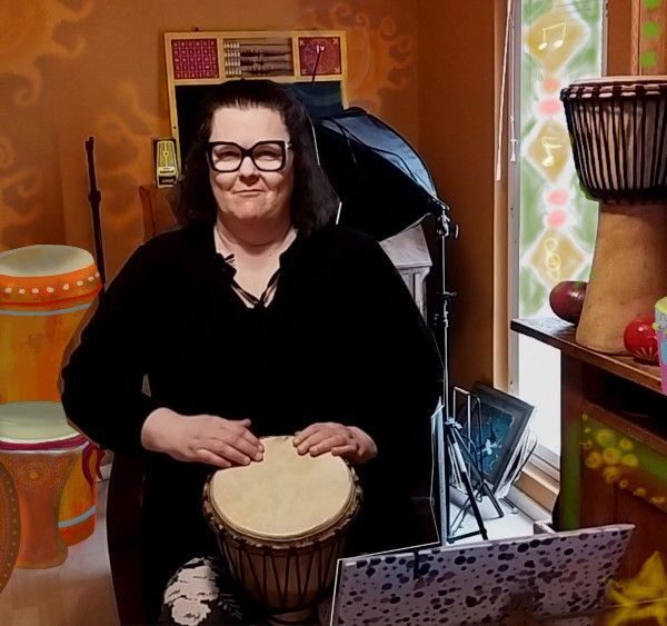 RUMMUNLYOJA-MARIKA-NOLOGO Lähdetään Musiikkimatkalle -koulutus